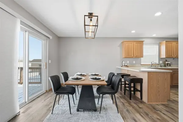 1110 Capri DR NE, Cedar Rapids, IA 52402