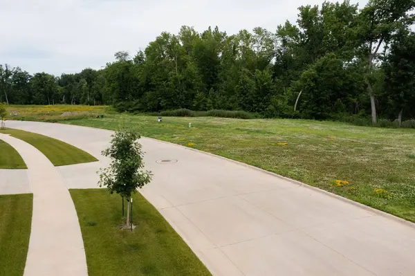 5601 Seminole Valley TRL NE, Cedar Rapids, IA 52411