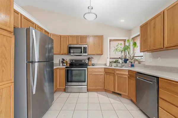 733 71st ST NE, Cedar Rapids, IA 52402