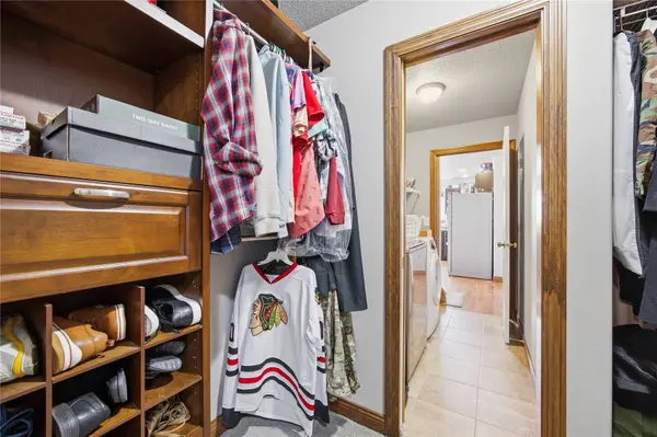 8608 Flatbush CT NE, Cedar Rapids, IA 52402