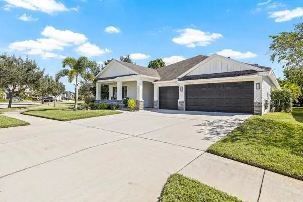 6531 MAYPORT DR, Apollo Beach, FL 33572