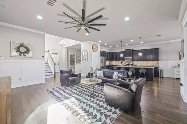 6542 MAYPORT DR, Apollo Beach, FL 33572