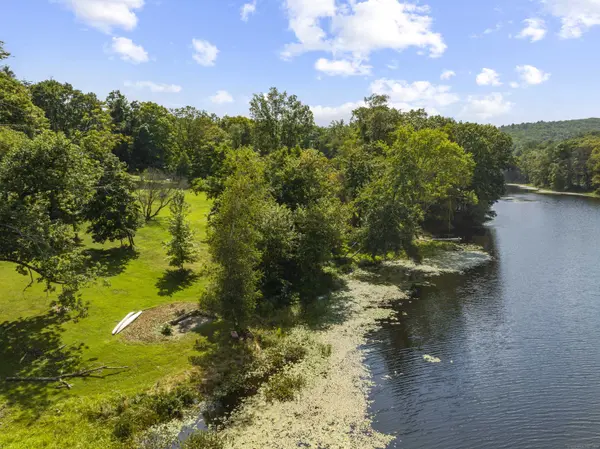 131 Killingworth Road, Haddam, CT 06441