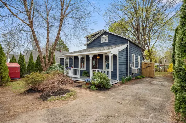 12 View Place, Guilford, CT 06437