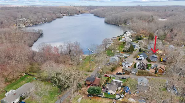 12 View Place, Guilford, CT 06437