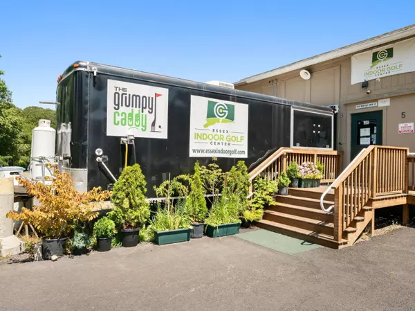 23 Saybrook Road #suite 5, Essex, CT 06426