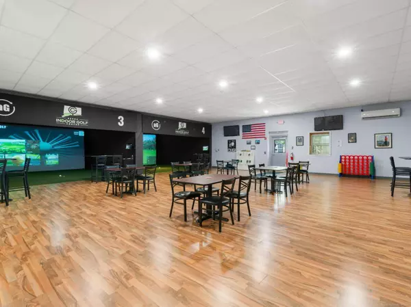 23 Saybrook Road #suite 5, Essex, CT 06426