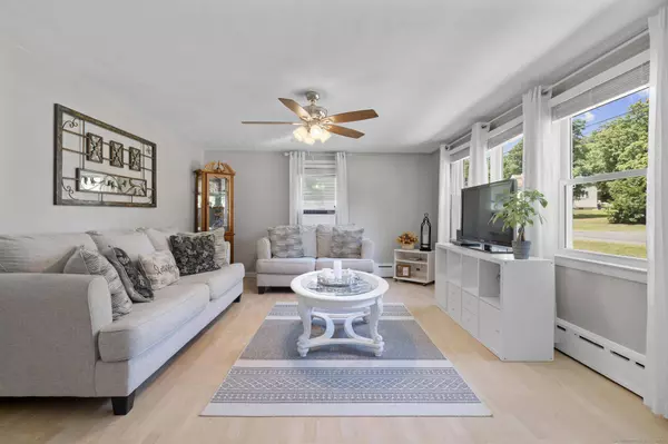 18 Lockwood St Extension, Meriden, CT 06451