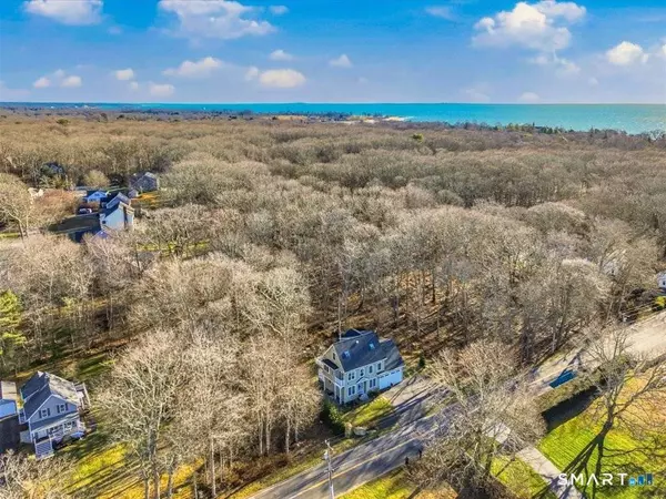 93 Shore Road, Waterford, CT 06385