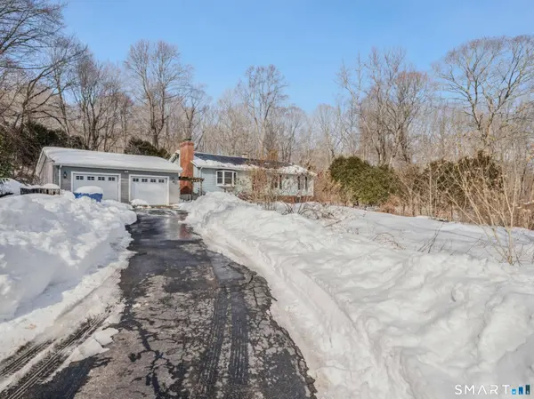 901 Old Colchester Road, Montville, CT 06370