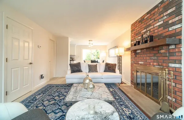 105 Sunrise Circle, Windsor, CT 06095