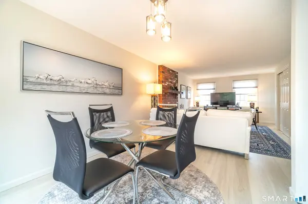 105 Sunrise Circle, Windsor, CT 06095