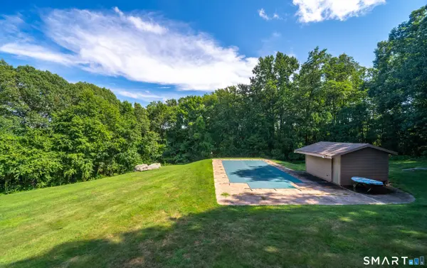 820 Killingworth Road, Haddam, CT 06441