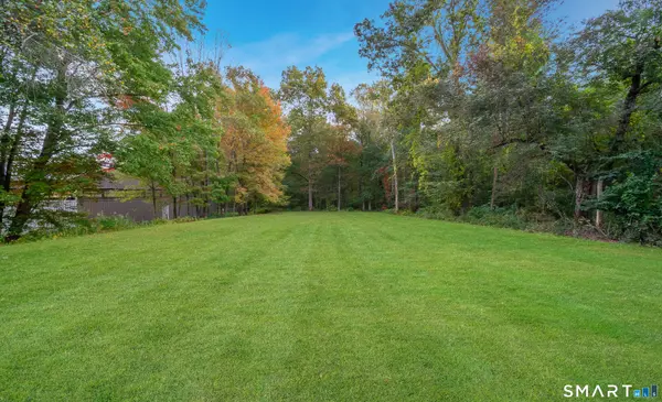 28 Cemetery Road, Willington, CT 06279