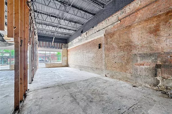 2308 Lee Street, Greenville, TX 75401