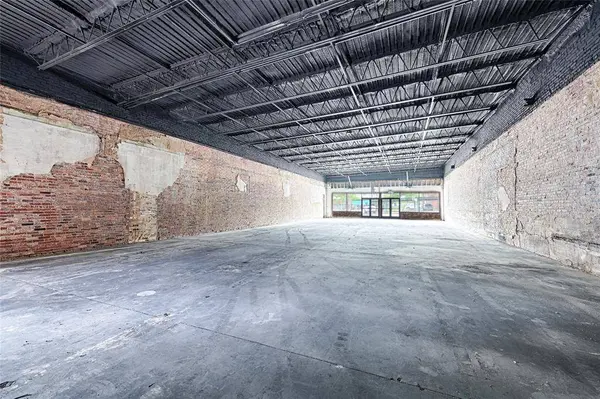 2302 Lee Street, Greenville, TX 75401