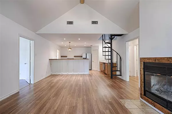 1029 Shoreline Drive, West Tawakoni, TX 75474