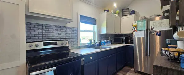 7516 County Road 3223, Lone Oak, TX 75453