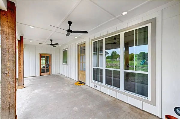 4656 County Road 1040, Celeste, TX 75423