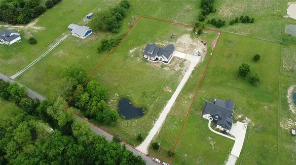 4656 County Road 1040, Celeste, TX 75423