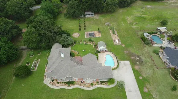 4082 Tracy Lane, Greenville, TX 75402