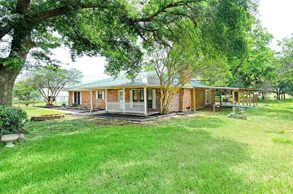 18692 County Road 334, Quinlan, TX 75474