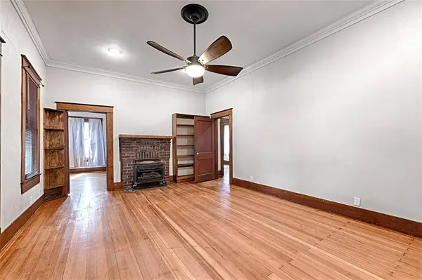309 W Walnut Street, Whitewright, TX 75491