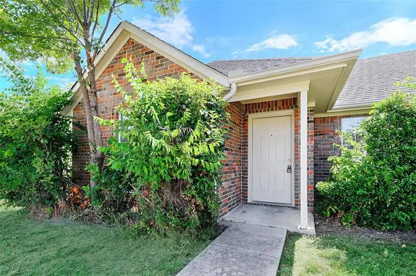 5003 Canton Street, Greenville, TX 75402