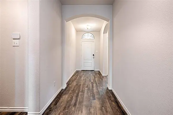 716 Jamestown Lane, Fate, TX 75189