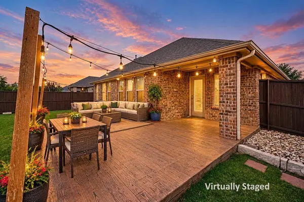 716 Jamestown Lane, Fate, TX 75189