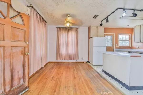 1208 S White AVE, Compton, CA 90221