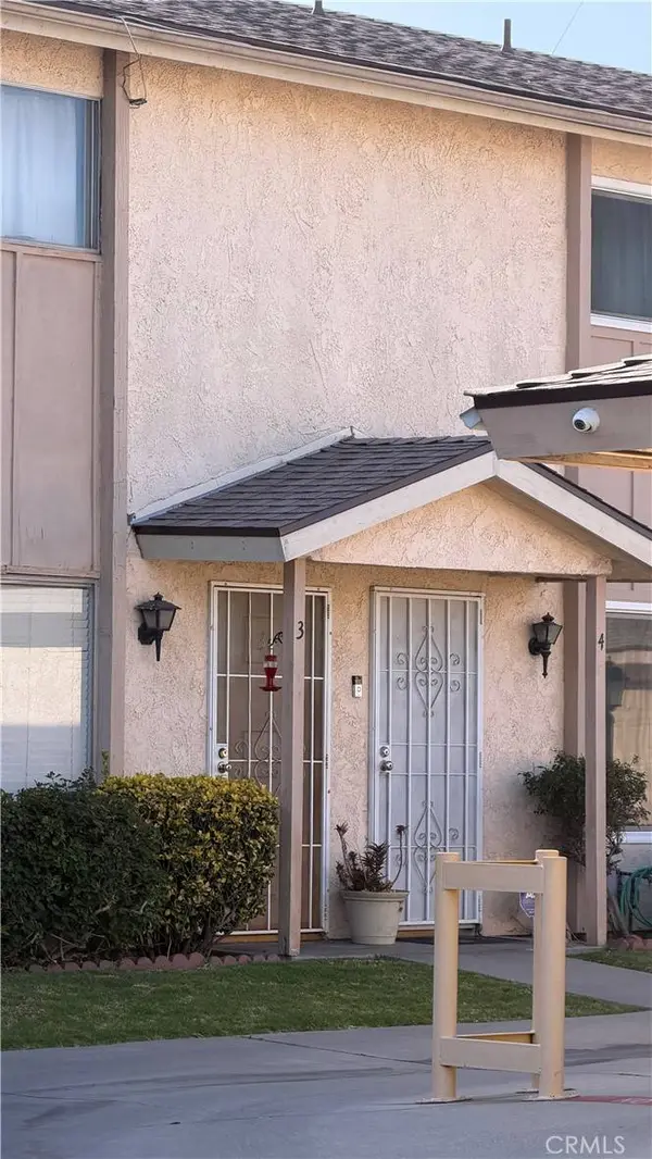 15927 Santa Ana, Bellflower, CA 90706