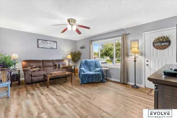 7309 Joseph Avenue, La Vista, NE 68128