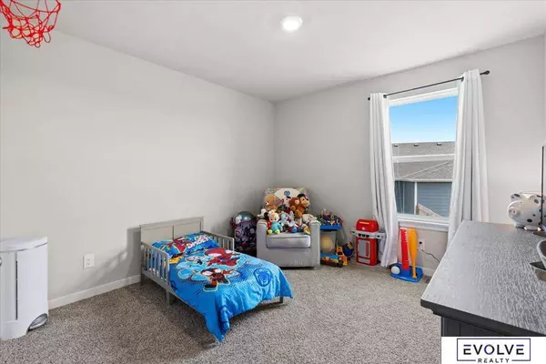 11602 Sunburst Drive, Papillion, NE 68046