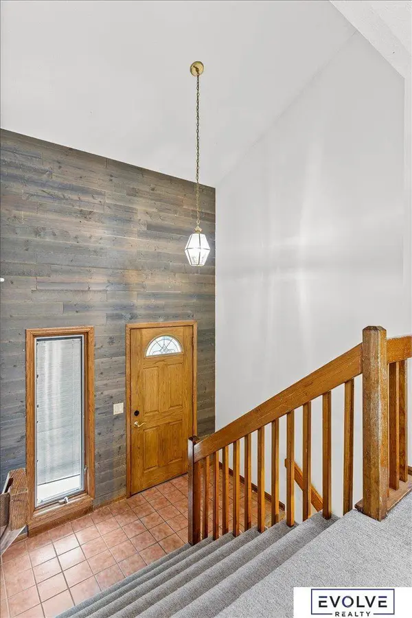 514 Kayleen Drive, Bellevue, NE 68005