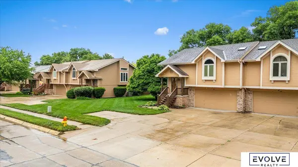 514 Kayleen Drive, Bellevue, NE 68005