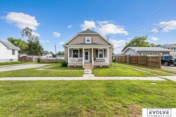 1017 17th Avenue, Council Bluffs, IA 51501