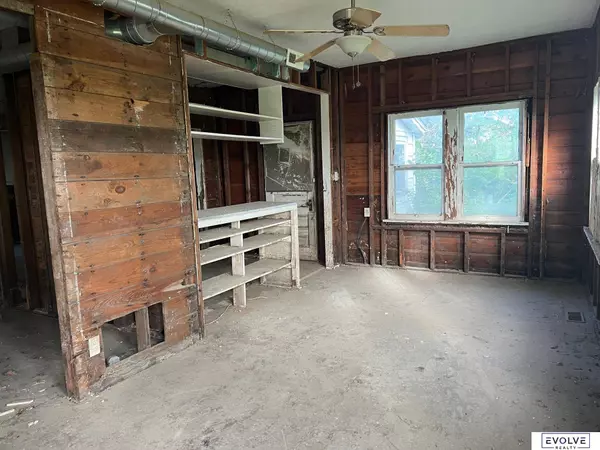 67729 195th Street, Pacific Junction, IA 51561