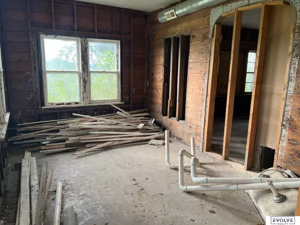 67729 195th Street, Pacific Junction, IA 51561