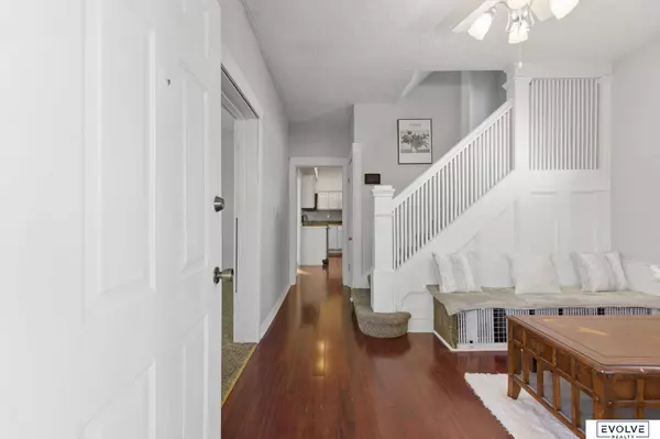 2561 Pinkney Street, Omaha, NE 68111-0000