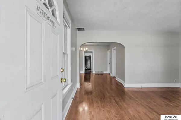 1853 Colfax ST, Blair, NE 68008