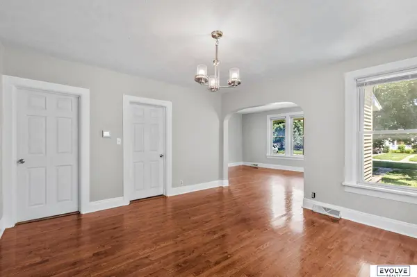 1853 Colfax ST, Blair, NE 68008