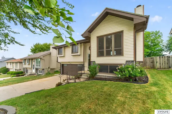 8030 Bauman AVE, Omaha, NE 68122