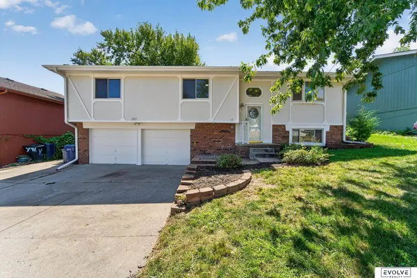 2103 Whitted DR