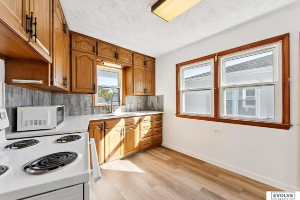 4106 S 40th Avenue, Omaha, NE 68107