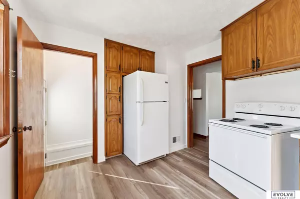 4106 S 40th Avenue, Omaha, NE 68107