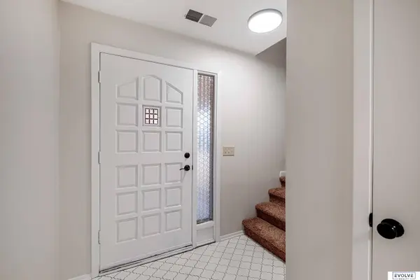 2804 Greensboro Avenue, Bellevue, NE 68005