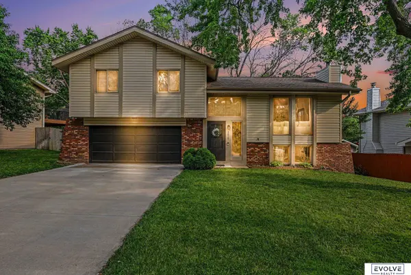 2617 Jack Pine ST, Bellevue, NE 68123