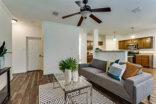 2416 Dogwood Drive, Little Elm, TX 75068