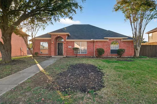 3807 Farmington Drive, Richardson, TX 75082